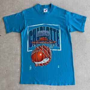 Vintage Charlotte Hornets NBA Basketball Hoop 90s Shirt Fits like Medium